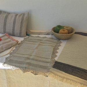 PRVA RAZSTAVA TKANIH IZDELKOV 