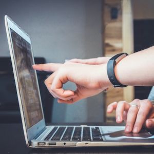 Usposabljanje mentorjev za izvajanje praktičnega usposabljanja z delom po izobraževalnih programih za pridobitev izobrazbe v letih 2023-2026