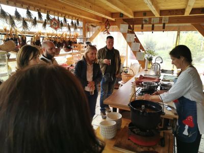 Študijski obisk na Gorenjskem - projekt Central BIC  - img-20261006-132800-jpg.jpg