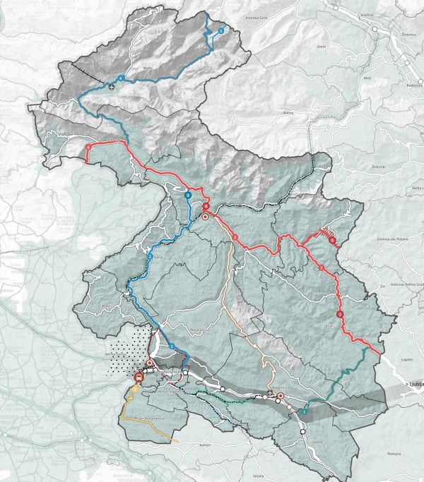 4. razvojna os - ena osrednjih tem ob obisku ministrske ekipe na Idrijsko-Cerkljanskem in v Posočju